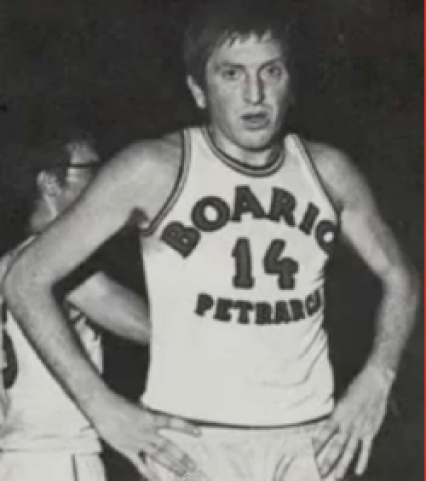 Radivoj Korac con la maglia del Bario Padova